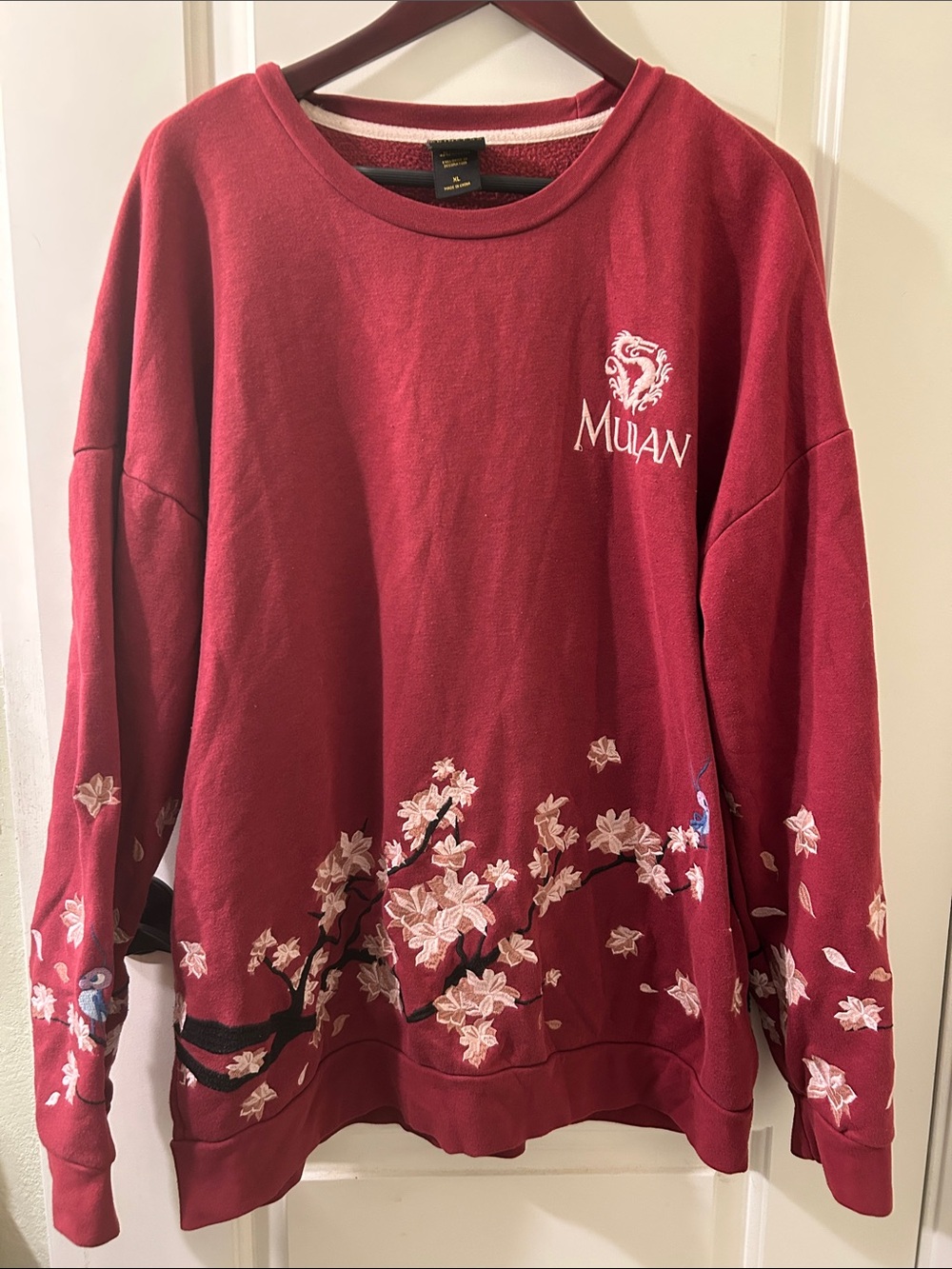 Disney Princess MULAN Crewneck Embroidered Graphics Sweatshirt, Sz XL